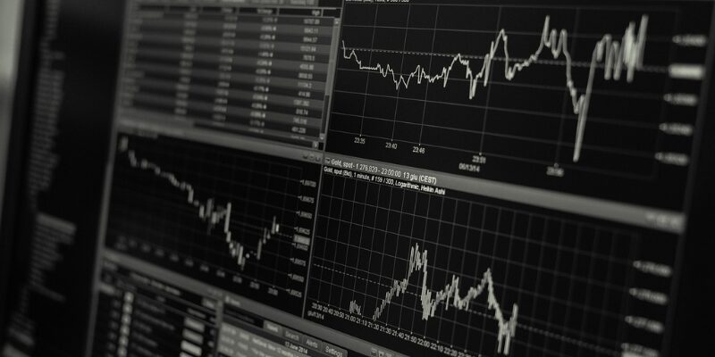 market-data-platforms:-the-role-of-real-time-information-in-trading